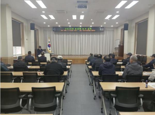 옥천군, 옻산업특구 내 옻재배 농가 교육 실시 기사 이미지