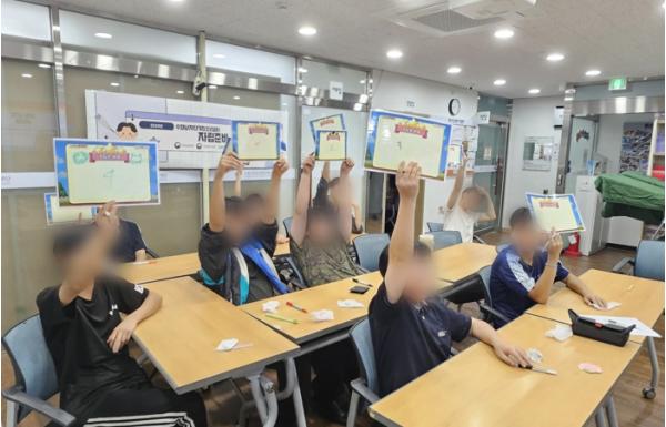 수원남자단기청소년쉼터,“자립선배와의 만남”프로그램 진행 기사 이미지